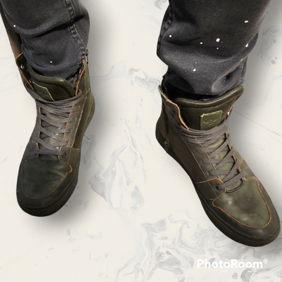 Criminal Damage UK 🇬🇧 Sneakers High Top Size 10 Quilted Padded Side Zip - Picture 2 of 2